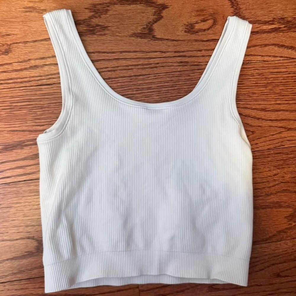 Athleta Women's White and Cream Vest